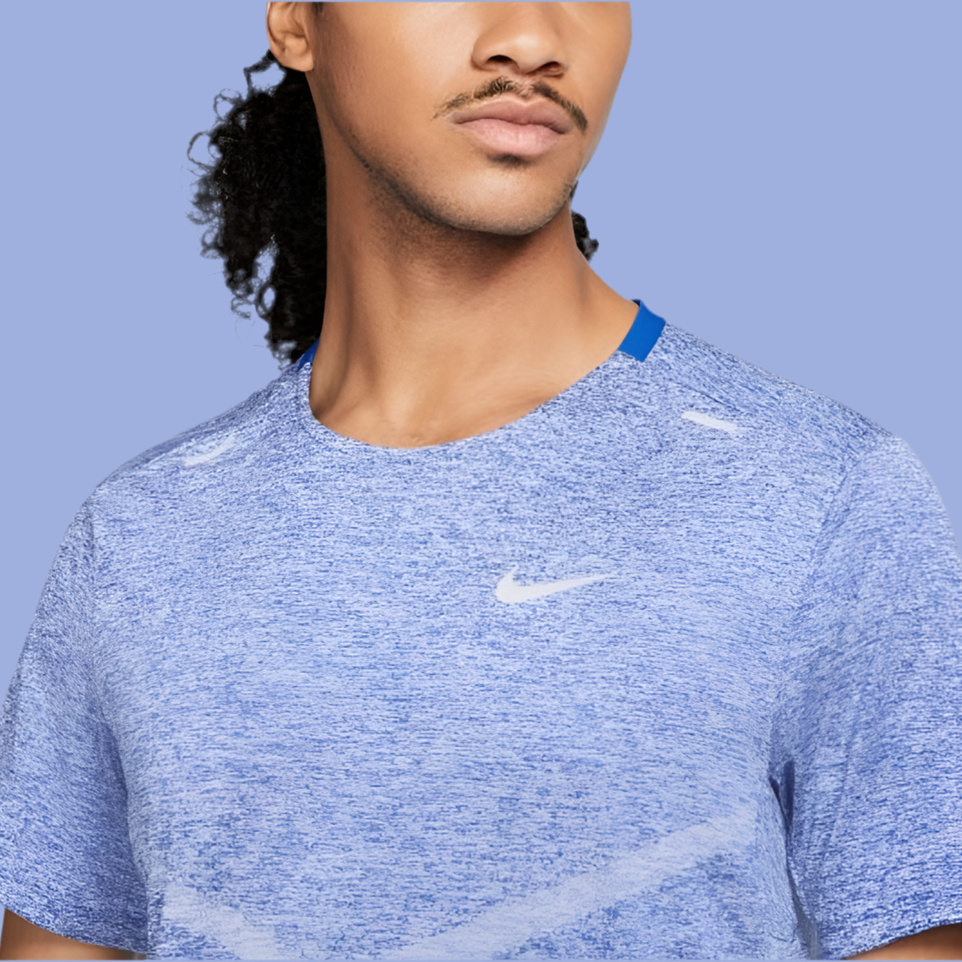 T-shirt Nike Rise 365