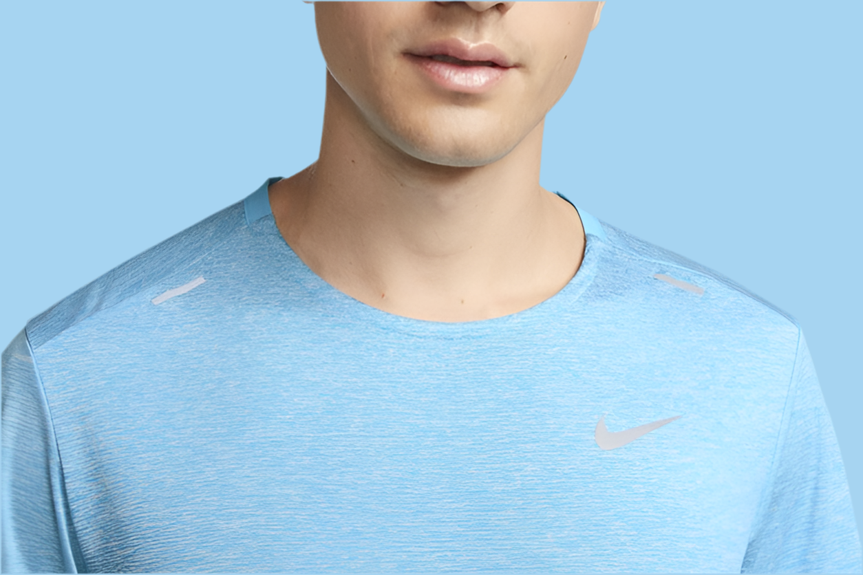 T-shirt Nike Rise 365