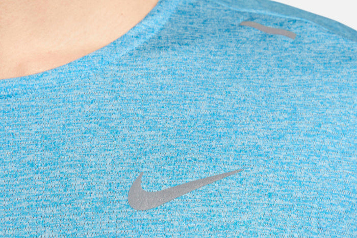 T-shirt Nike Rise 365